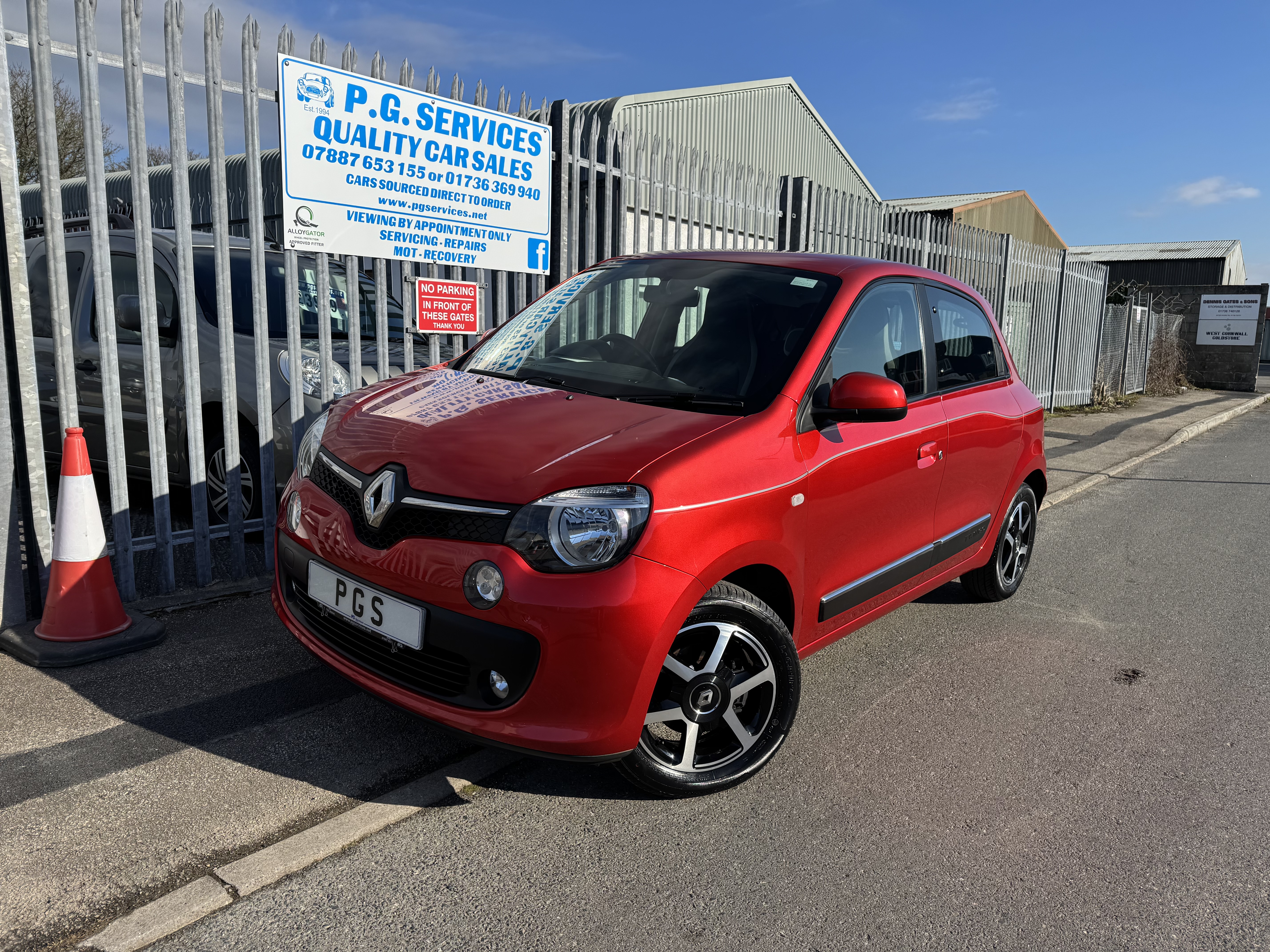 RENAULT TWINGO 1.0SCE S/S  DYNAMIQUE ONLY 49K FULL RENAUL HISTORY 