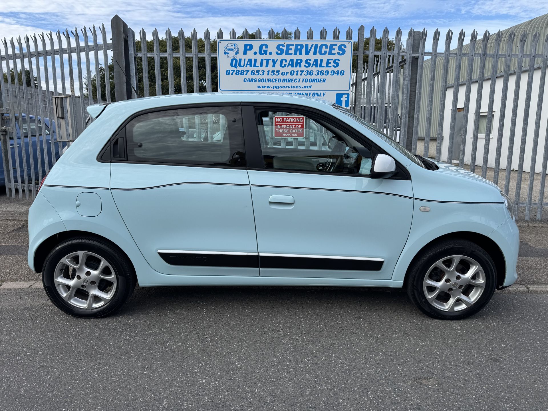 Vehicle image